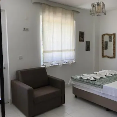 Hotel Mi Selimiye *